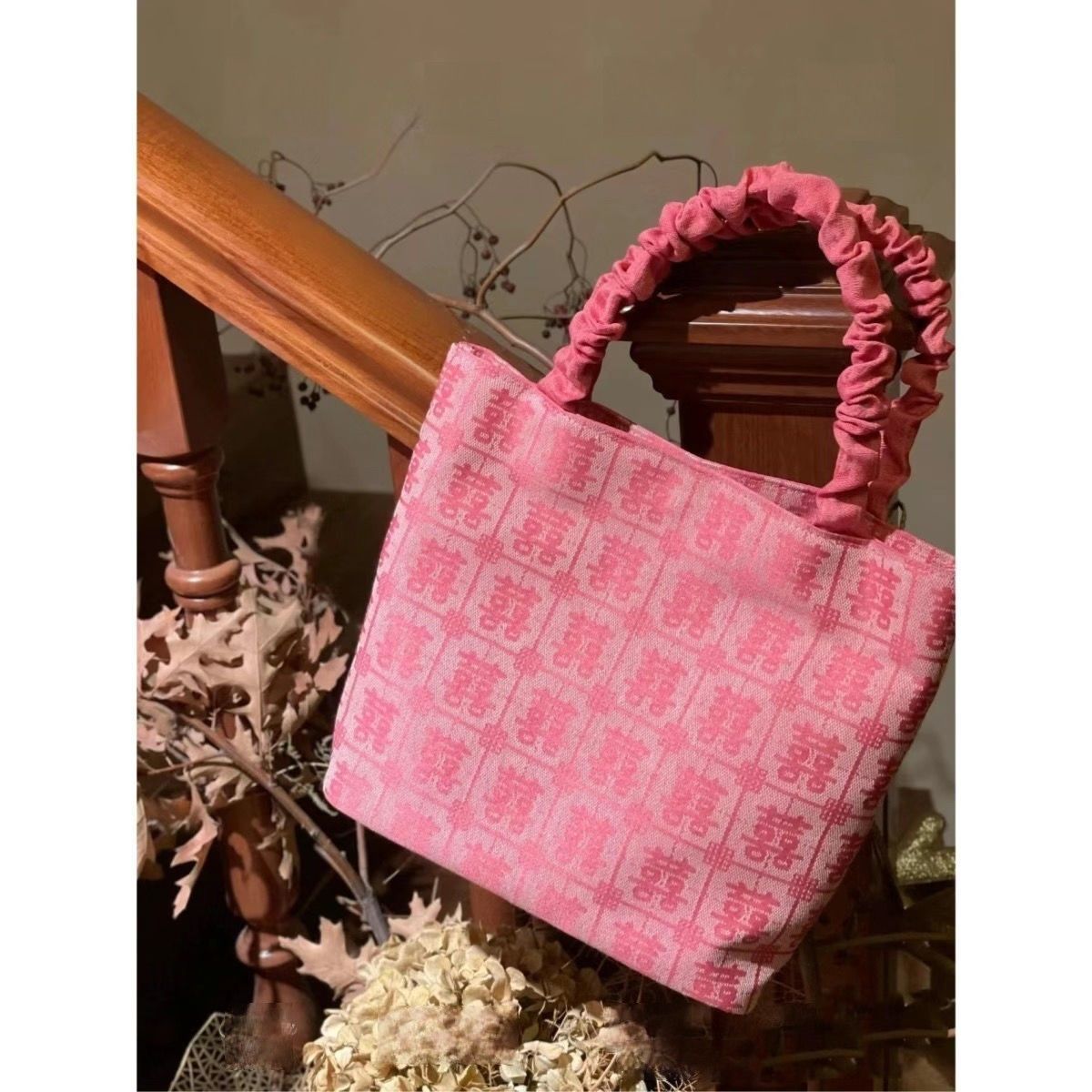Souvenirs with 囍 character wedding bag Xiaohongshu customized handmade tote bag bridesmaid souvenirs new Chinese style wedding bag