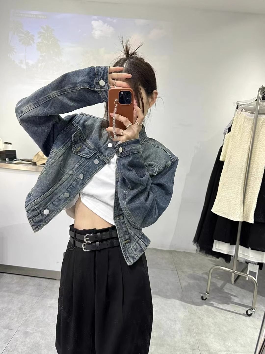 Xiaoxiangfeng Korean version of the spring and autumn style denim jacket women's new retro western style loose and thin temperament short coat trendy