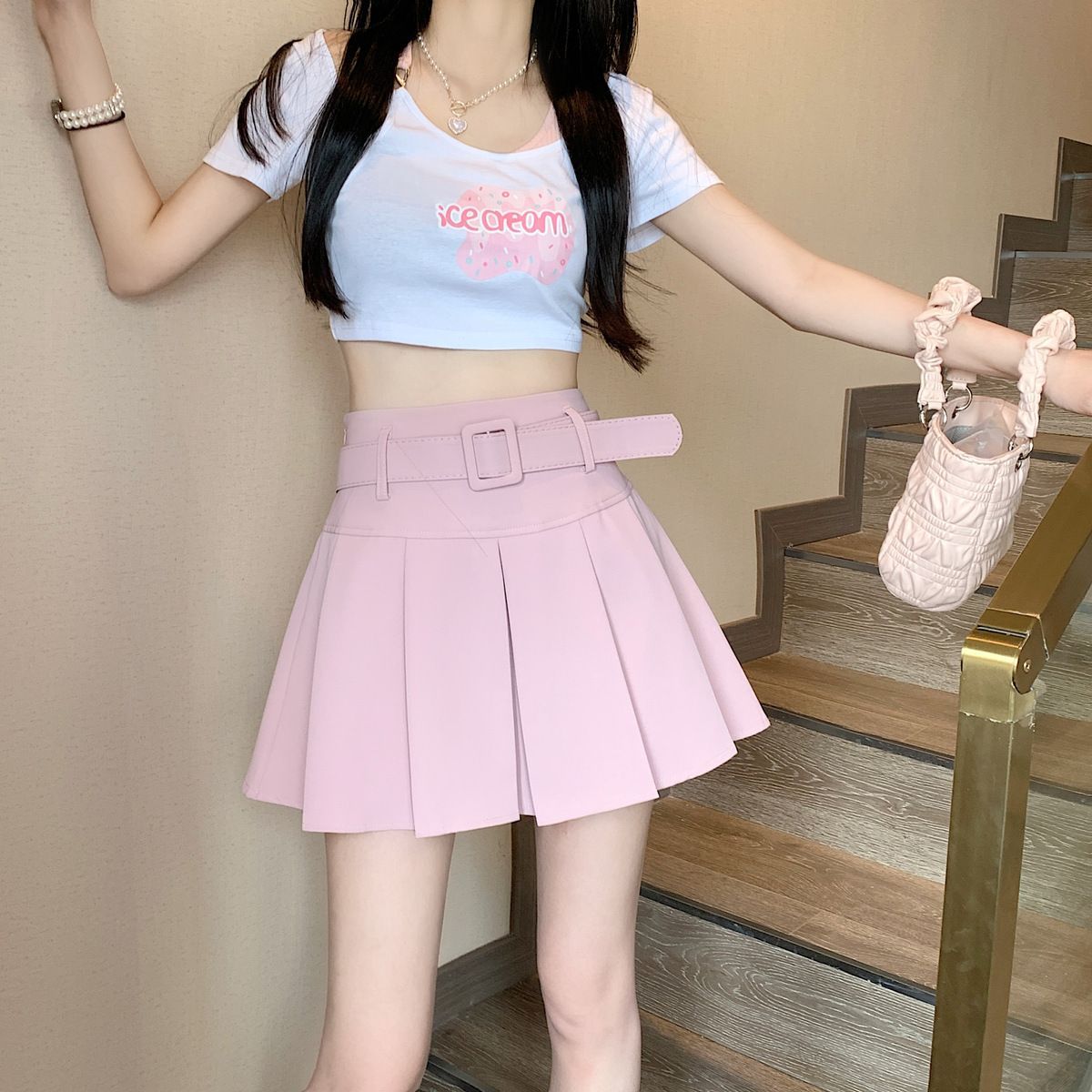 洋氣粉色半身裙小個子學院風2023夏季薄款高腰顯瘦a字包臀百褶裙