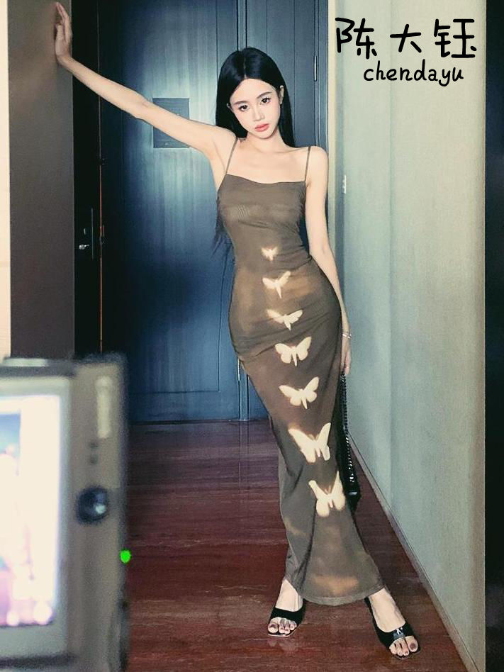 陳大鈺韓版扎染蝴蝶吊帶連衣裙辣妹歐美包臀裙設計感小眾收腰長裙