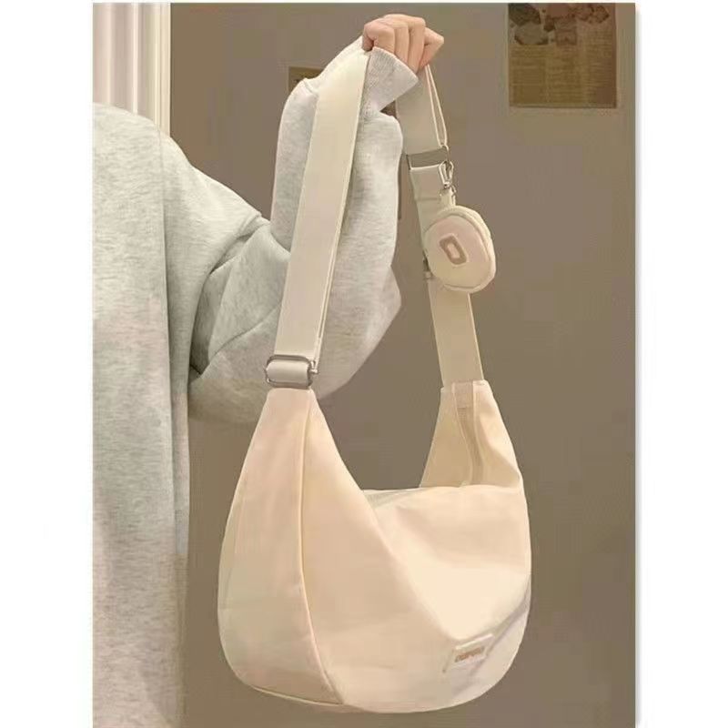 Nylon waterproof canvas bag fashion trendy bag spring and summer forest style literary dumpling bag college student class single shoulder crossbody bag