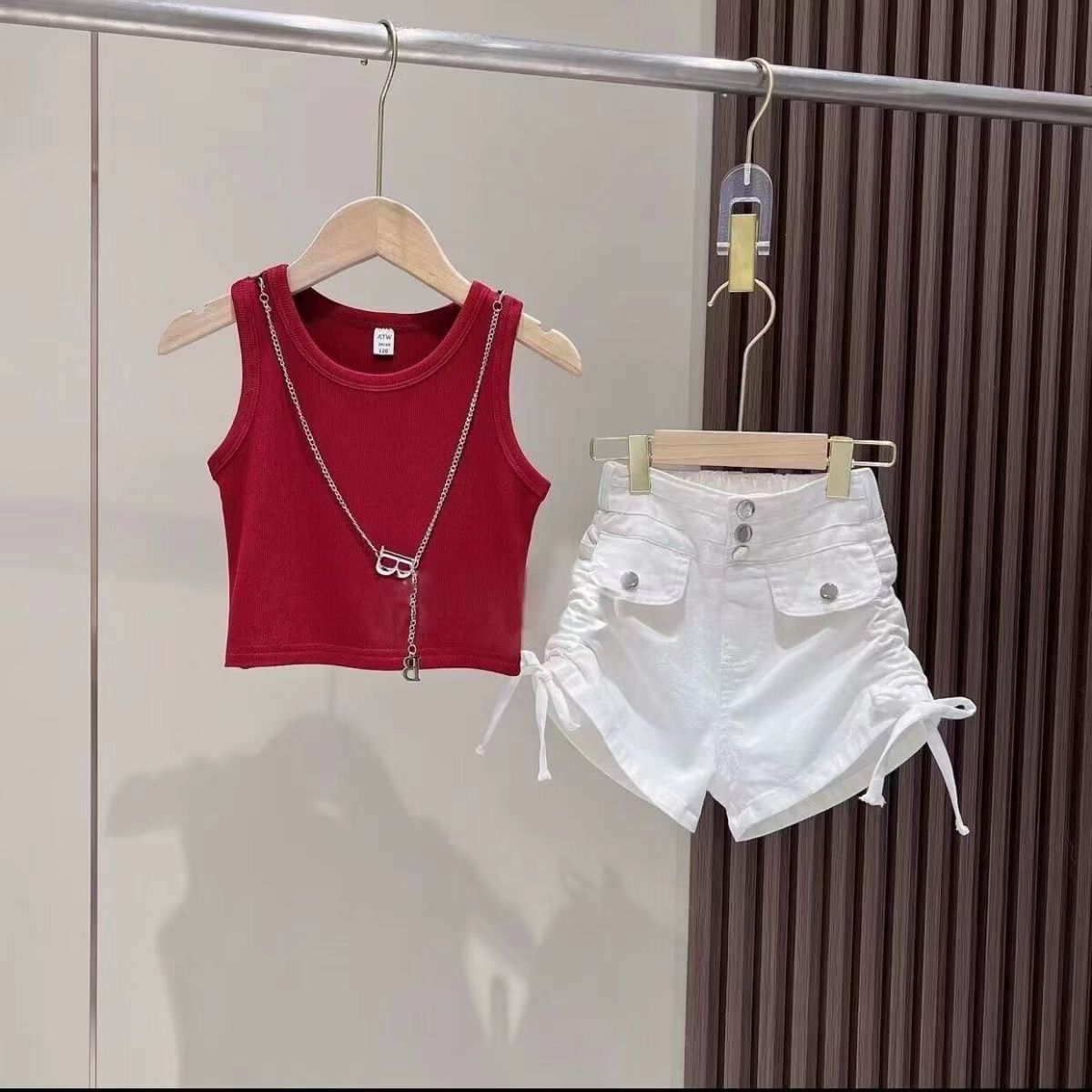 女童夏季套装2023新款网红夏装中大童薄款女孩背心休闲短裤两件套
