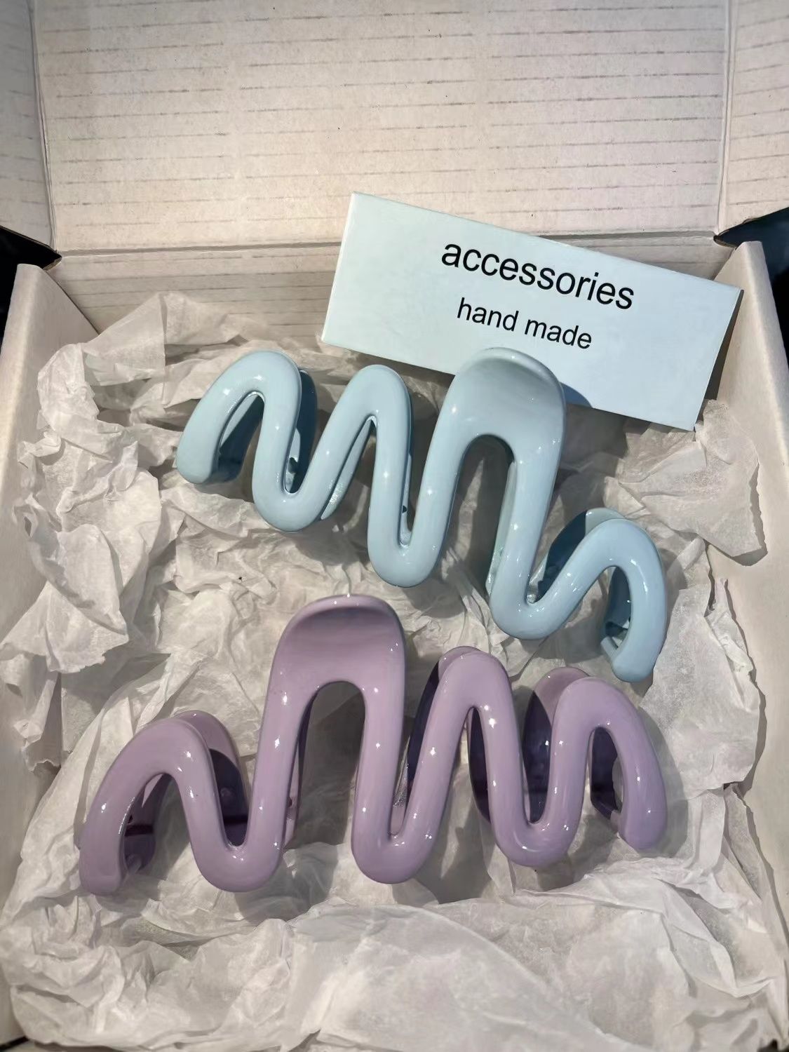 Dopamine candy color shark clip ins high appearance whitening versatile hair catch back head hair clip shark clip for women
