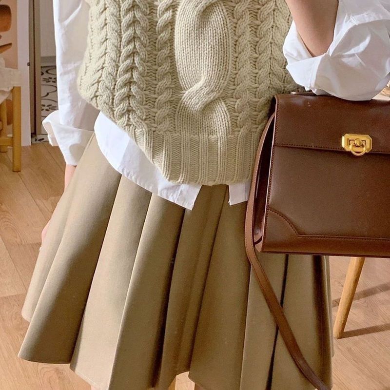 College style retro sweater vest knitted vest for women 2023 autumn lazy style loose sleeveless layered top for women