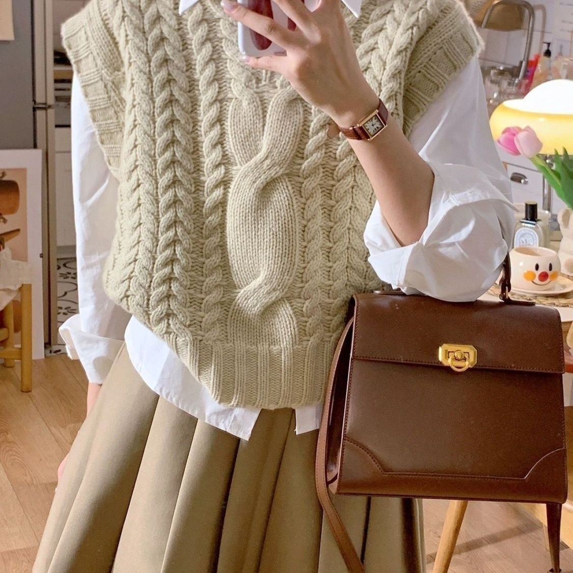 College style retro sweater vest knitted vest for women 2023 autumn lazy style loose sleeveless layered top for women