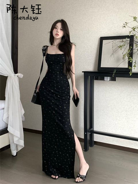 陳大鈺法式黑色溫柔風波點吊帶連衣裙辣妹收腰純欲風開叉包臀長裙