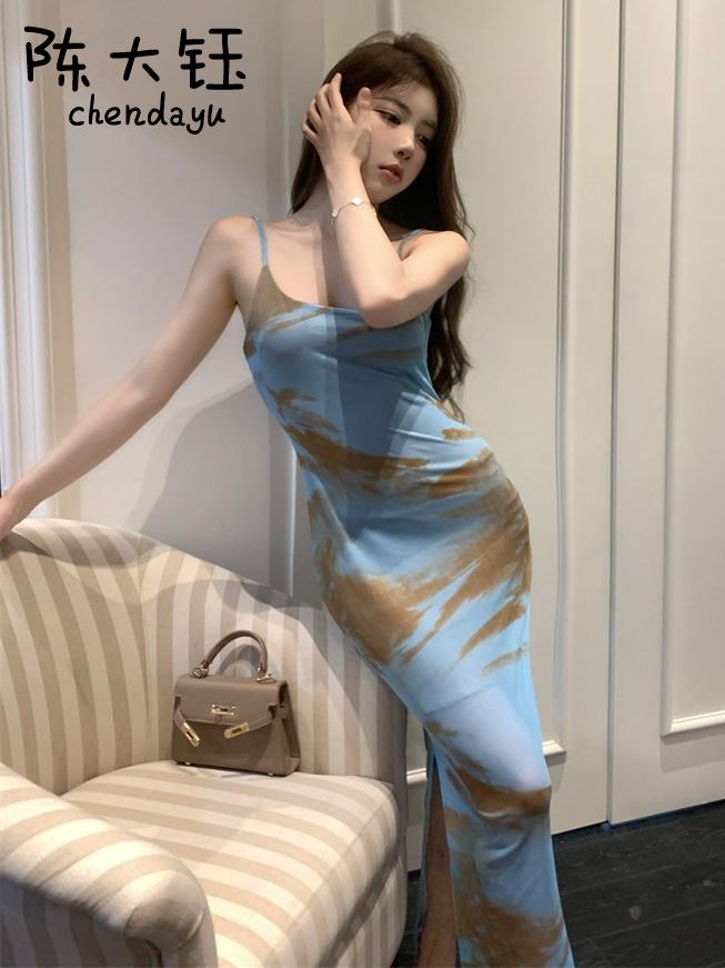 陳大鈺法式甜辣妹扎染高級感吊帶連衣裙女韓版收腰顯瘦包臀長裙子