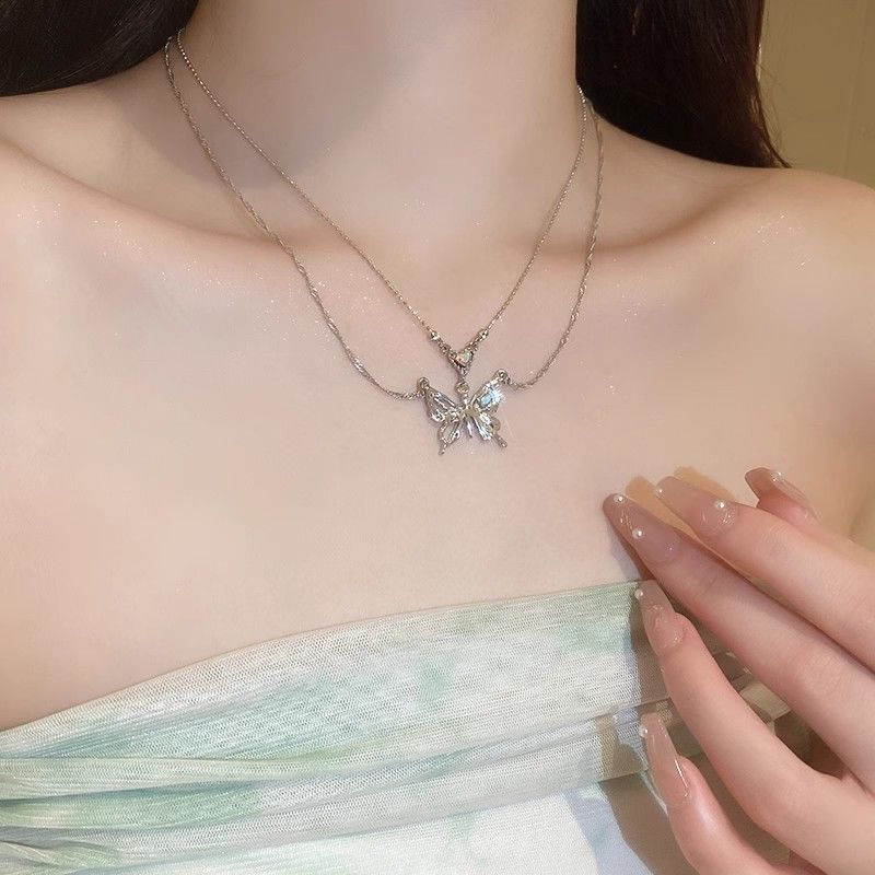 銀色蝴蝶項鍊女高級設計感小眾雙層疊戴吊墜鎖骨鏈氣質脖頸鏈配飾