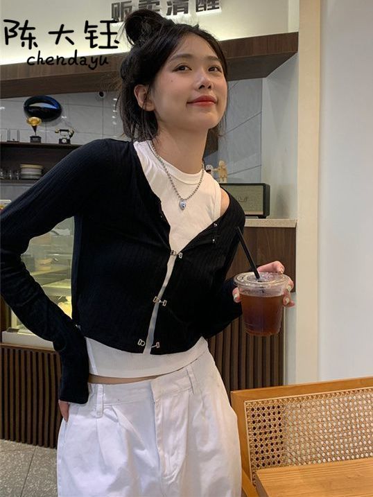 陳大鈺2023新款設計小眾辣妹針織背心+黑色短款針織外套顯瘦修身
