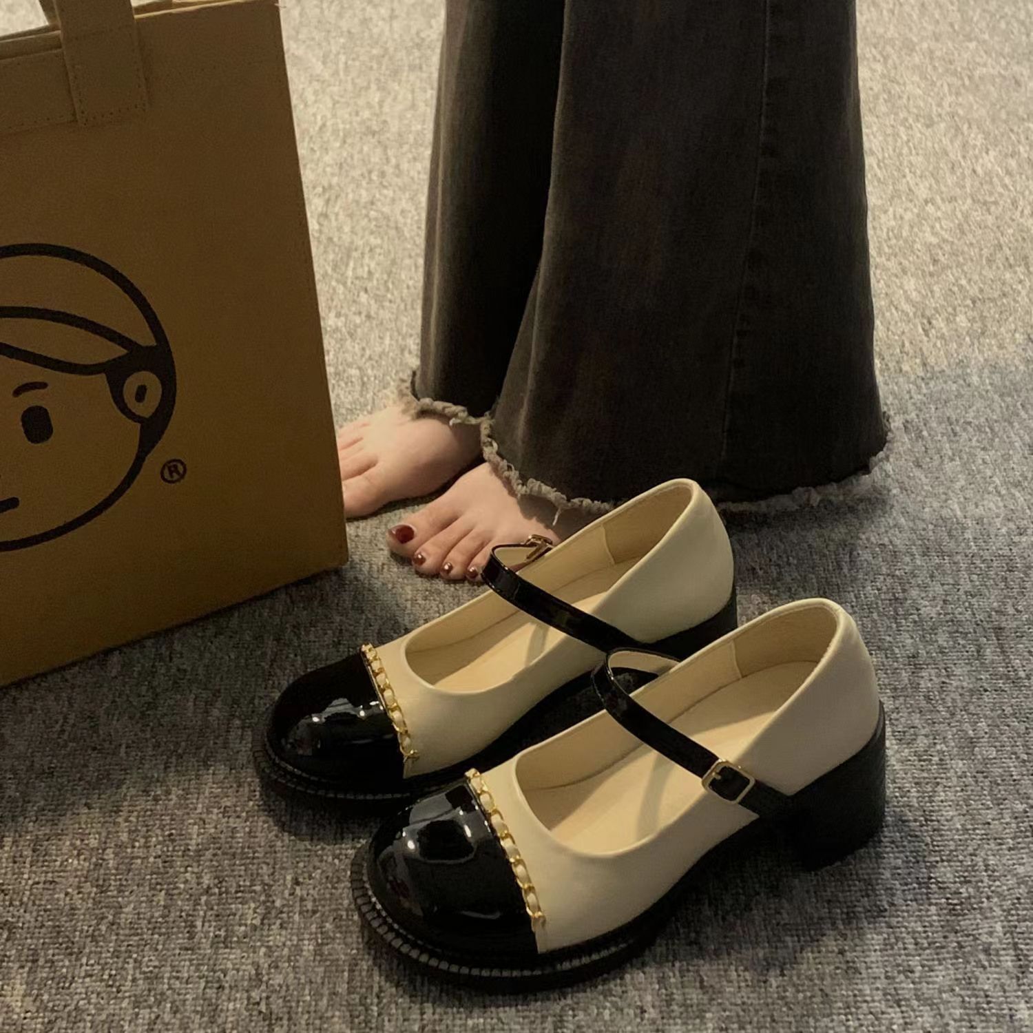 瑪麗珍小皮鞋百搭小香風單鞋女平底圓頭黑白復古小香風瑪麗珍鞋女