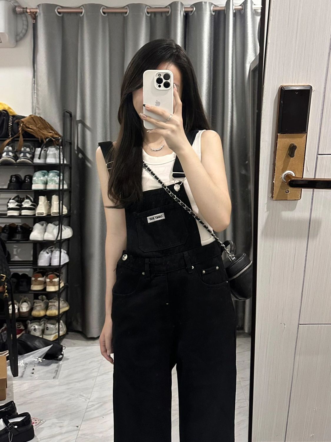 Black denim overalls for women  spring and autumn new ins trendy high-waisted loose slimming age-reducing straight overalls