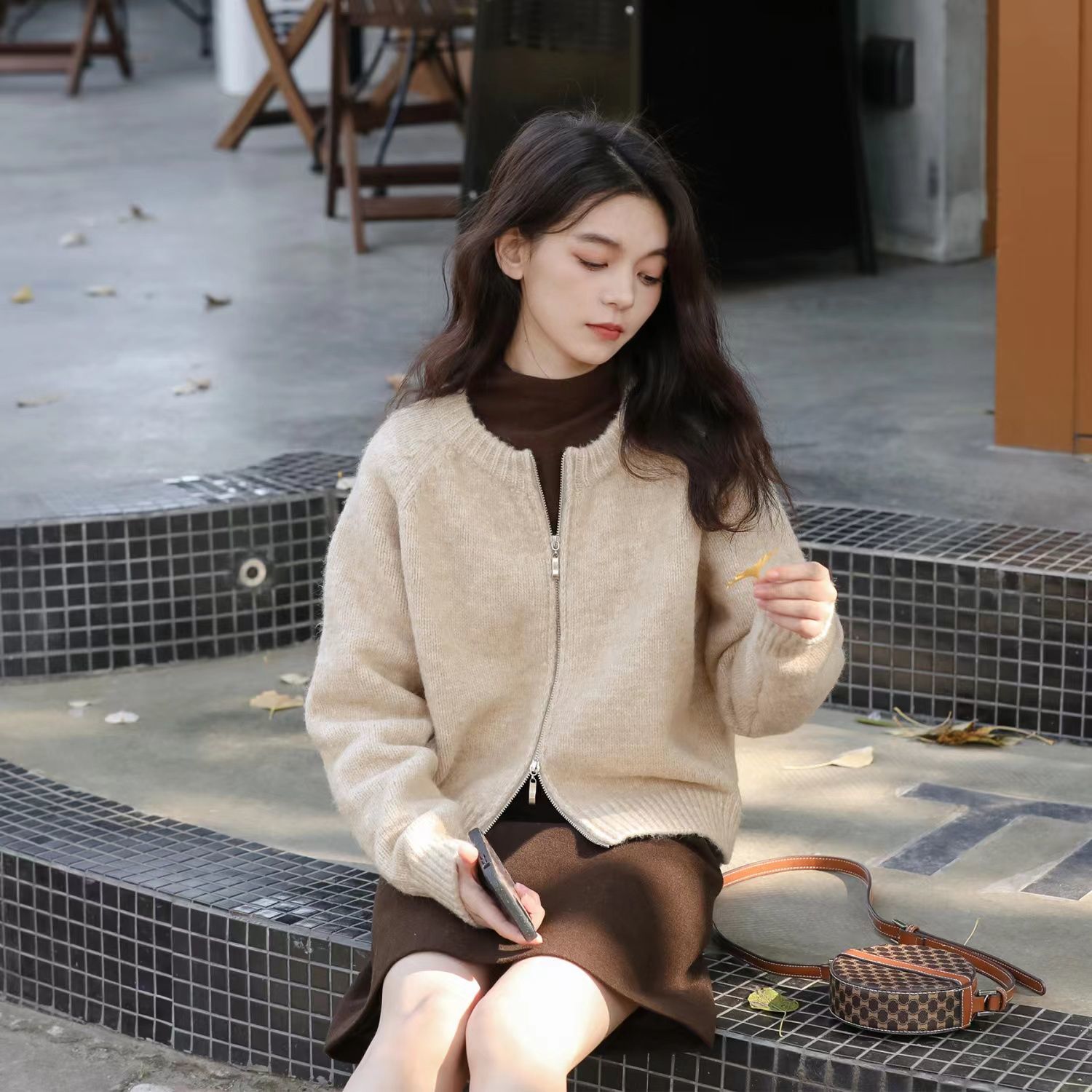 灰色短款毛衣外套女春秋加厚寬鬆慵懶外穿拉鏈開衫針織上衣小個子