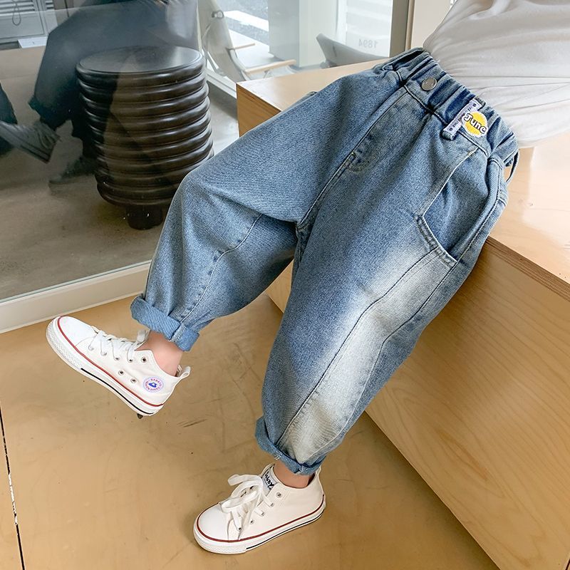Boys' denim carrot pants, autumn new style, Korean style handsome tapered pants for middle-aged and older children, children's casual simple sweatpants trendy