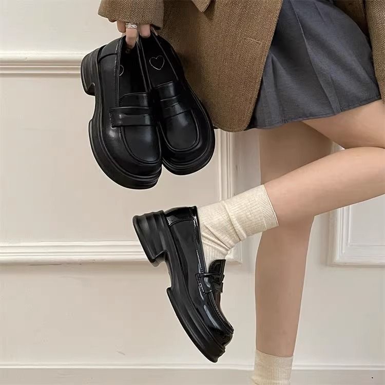 Thick-soled small leather shoes for women summer Japanese style college style versatile 2023 formal JK black British round-toe loafers