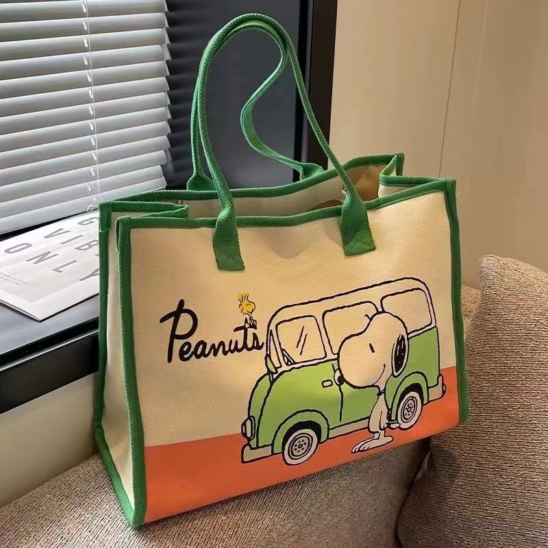 Canvas bag, female Mori large-capacity shoulder bag, cartoon Snoopy handbag, shopping bag, student class tote bag