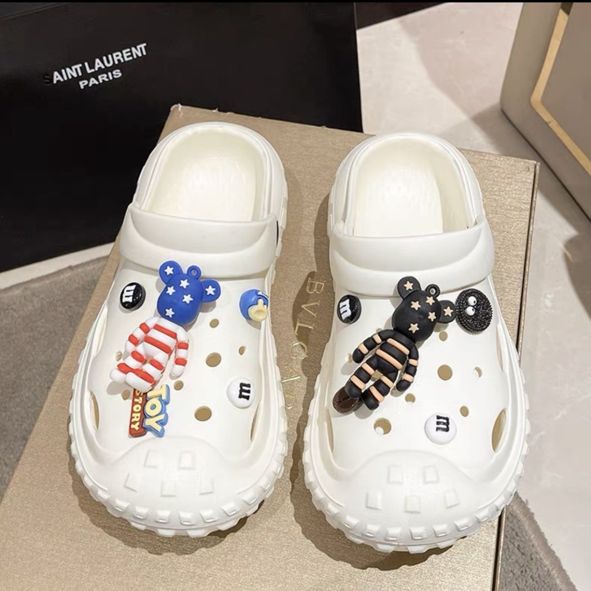 Thick-soled Bear Cave Shoes for Women Summer Outerwear Non-slip and Shit-feeling Internet Celebrity Ins Soft-soled Toe-Toe Two-Wear Sandals and Slippers