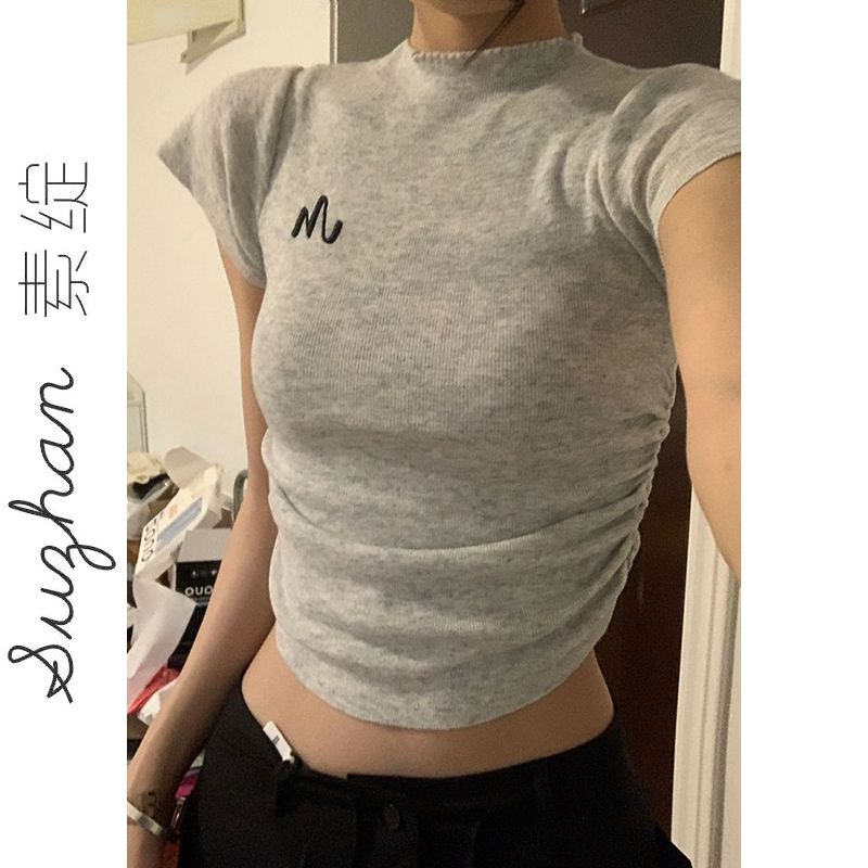 莫代爾鹽系女生正肩短袖設計感刺繡T恤夏季新款小個子修身短上衣