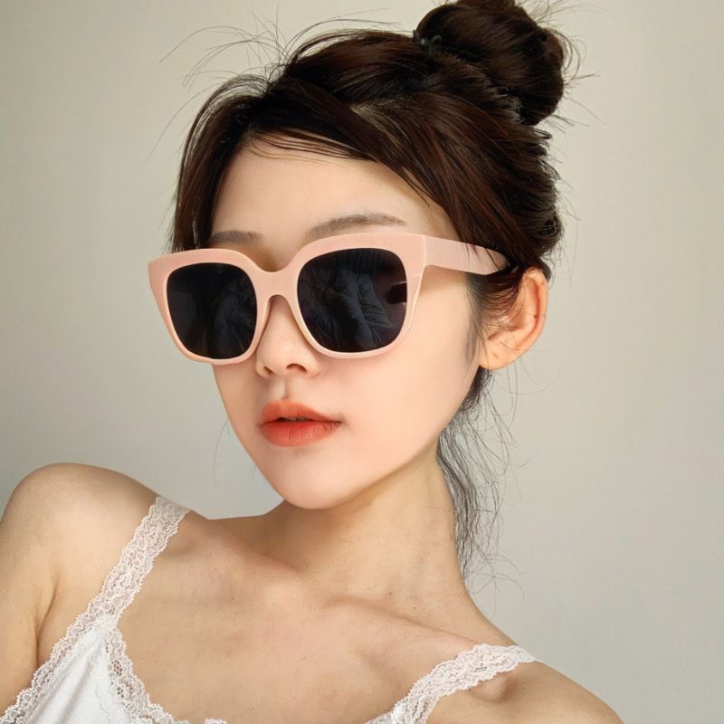 Square tender pink sunglasses for women high-end fashion decorative internet celebrity glasses 2023 new large frame slimming sunglasses