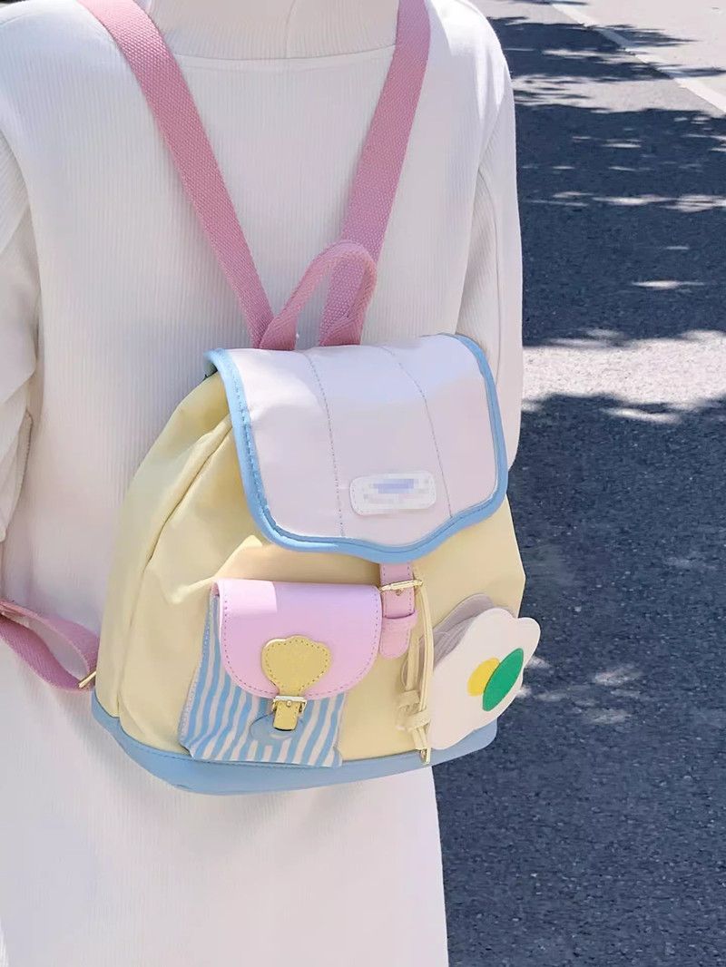 Mini Backpack 2023 New Travel Bag College Students Cute Contrast Color Small School Bag Small Backpack Women's Commuting