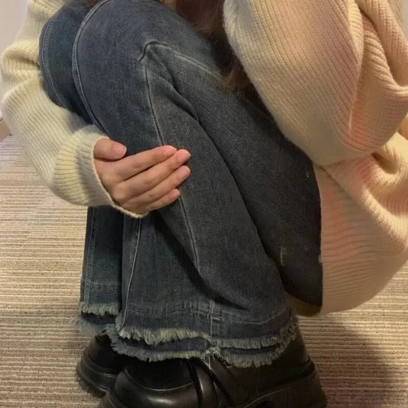 微喇牛仔褲女秋冬緊身顯瘦設計感小眾拼接馬蹄褲高腰毛邊喇叭褲子