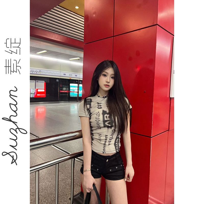 美式復古字母印花圓領短袖t恤女新款甜辣顯瘦百搭休閒卡其色上衣