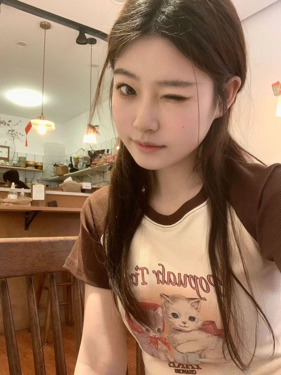 貓咪純欲風拼接撞色正肩短袖t恤女夏季修身顯瘦甜辣妹短款上衣ins