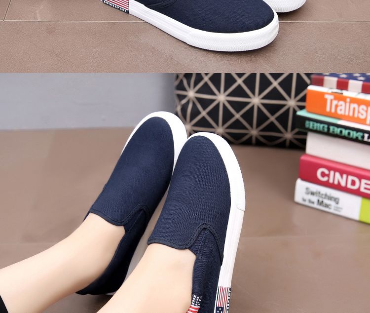 One foot canvas flat bottomed lazy shoes, old Beijing cloth shoes for women, and work casual_voghion.com