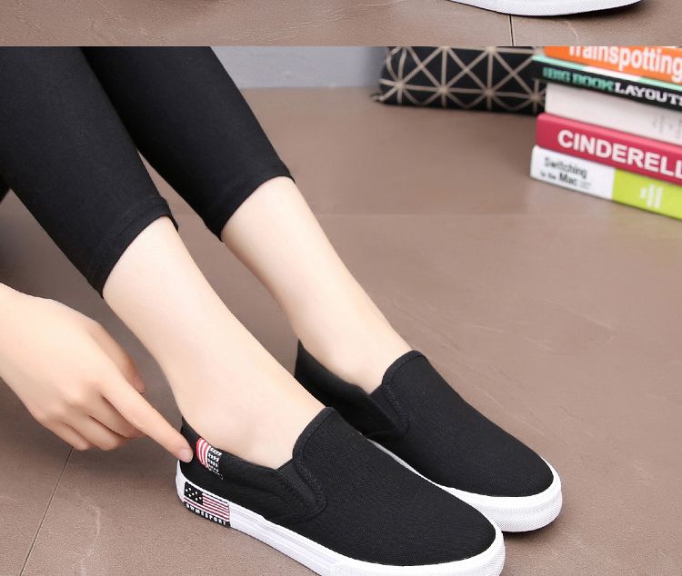 One foot canvas flat bottomed lazy shoes, old Beijing cloth shoes for women, and work casual_voghion.com