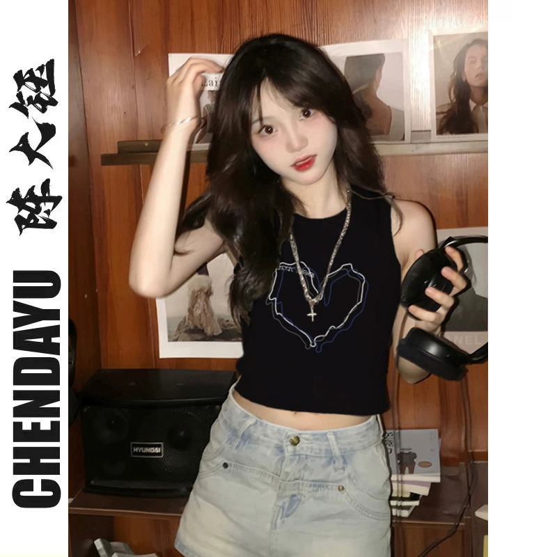 陳大鈺甜酷妹短款修身工字背心女夏季新款設計感印花愛心顯瘦上衣