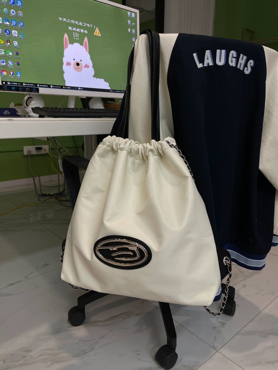 Nylon cloth large capacity backpack women's 2023 new high-end niche design drawstring shoulder bag handbag