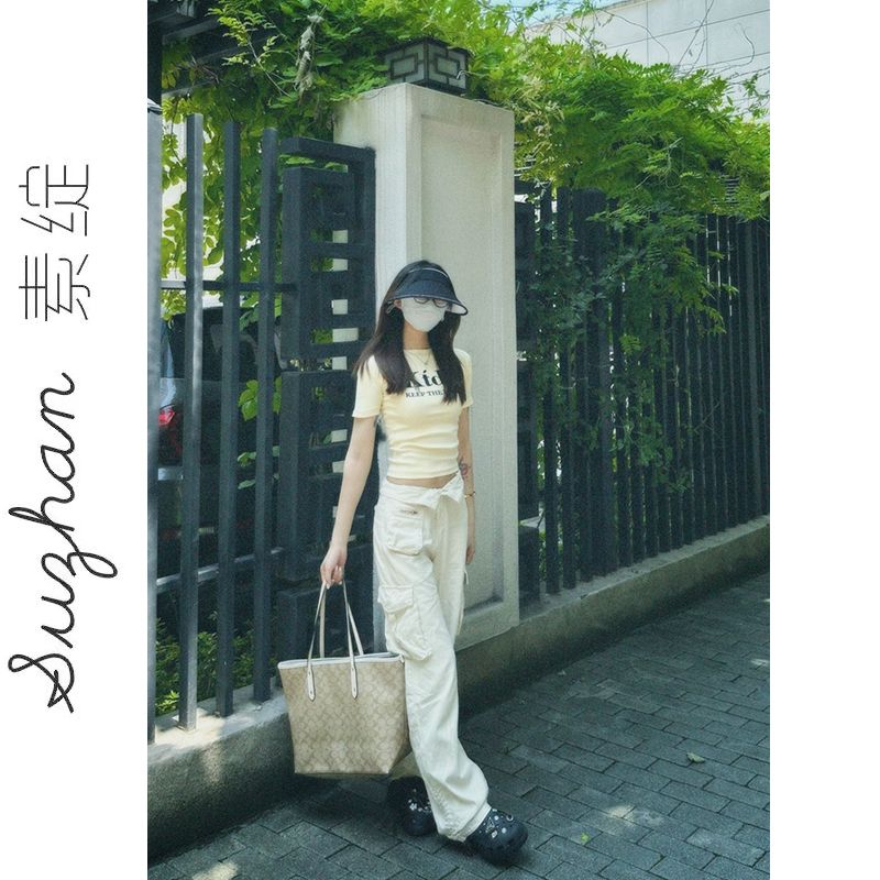 夏季設計感小眾純欲風短款上衣女新款學生百搭正肩時尚短袖t恤衫