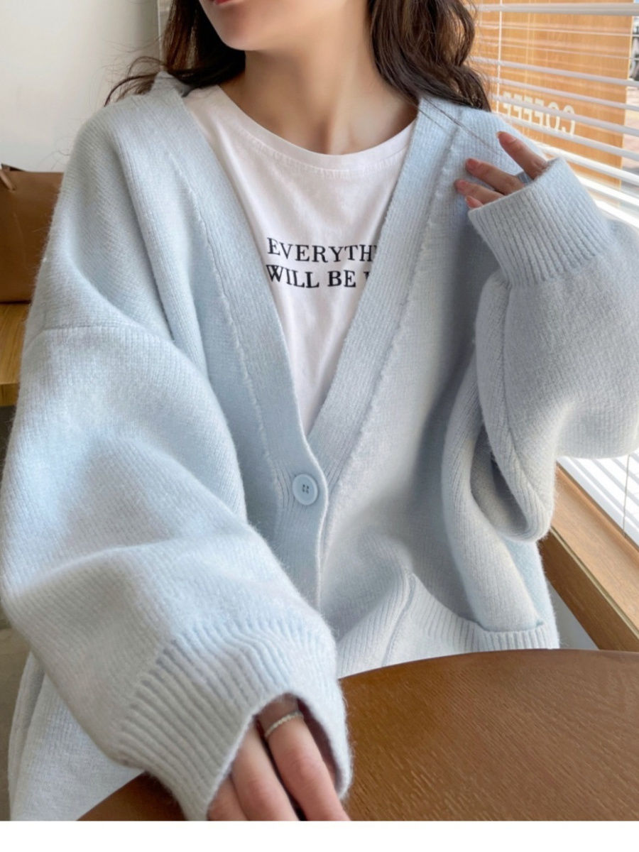 藍色奶系秋冬毛衣開衫女2023新款慵懶風寬鬆V領溫柔針織外套上衣