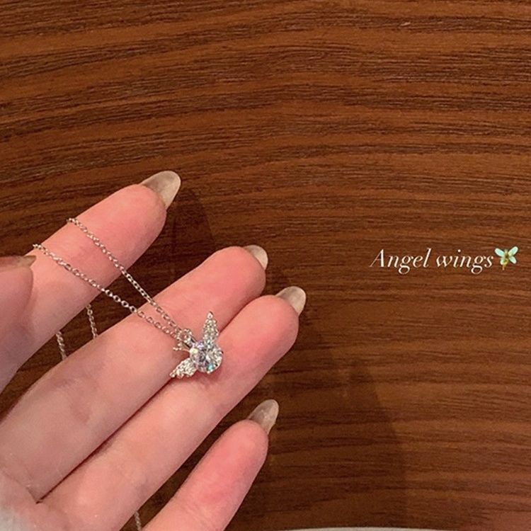 Small fresh summer angel crown necklace women's light luxury niche clavicle chain temperament simple design neck necklace accessories