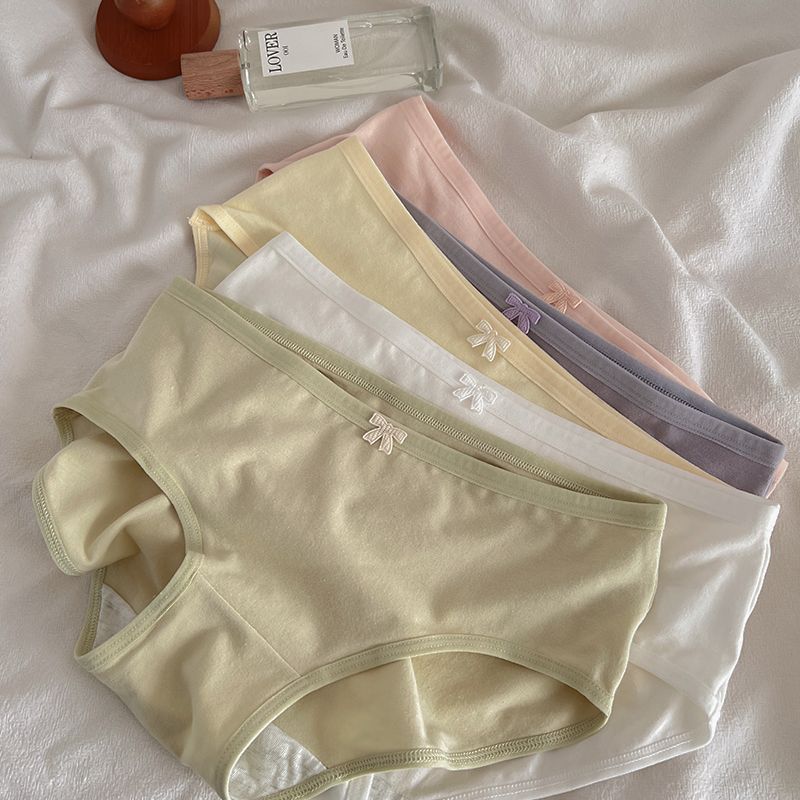 Underwear for women, pure cotton, antibacterial, solid color, simple Korean version, student, Japanese girl, sweet, comfortable, breathable, hip-covering, mid-waist