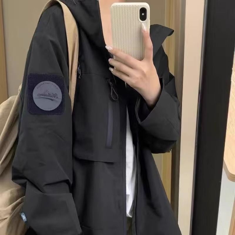 衝鋒衣男女新款春秋季日系戶外運動男裝情侶外套oversize潮設計感