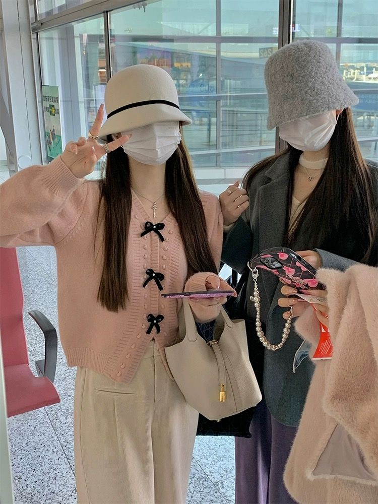 氣質甜美蝴蝶結V領套頭毛衣上衣女秋冬季小個子修身顯瘦針織開衫