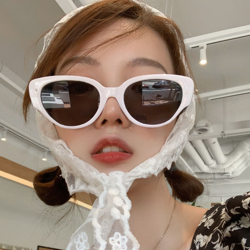 White Cat Eye Sunglasses Internet Celebrity Sunglasses 2023 New Ins European and American Hot Girl Style Photography Female Trendy Senior