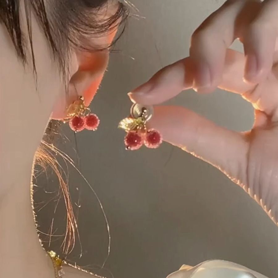 多巴胺法式樱桃耳夹女复古风可爱无耳洞耳夹小众设计高级感耳环