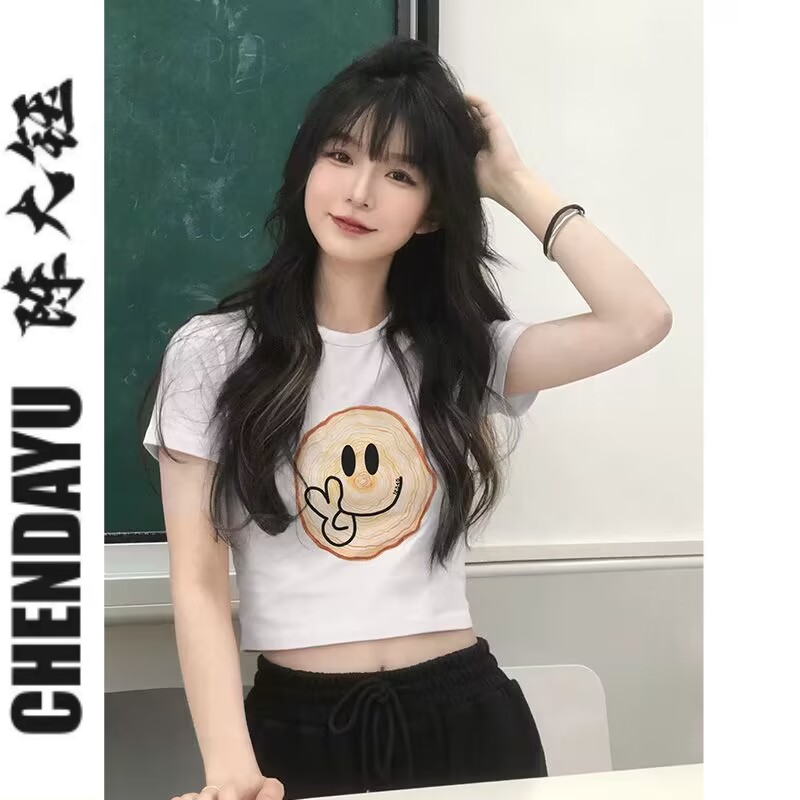 陳大鈺夏季新款洋氣別致小衫正肩短t恤女士印花百搭顯瘦半袖上衣