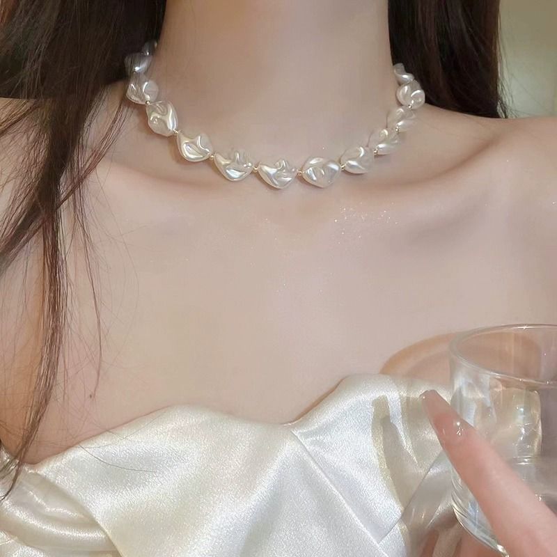 珍珠项链2023新款爆款轻奢小众高级感锁骨链粗脖颈链多巴胺配饰女