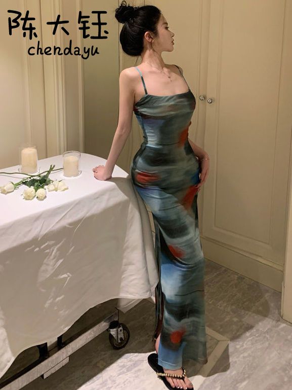 陳大鈺復古辣妹收腰包臀長裙2023新款扎染高級感純欲風吊帶連衣裙