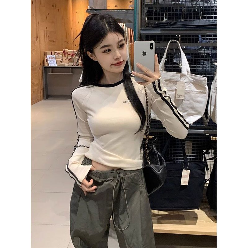 美式復古辣妹正肩長袖t恤女春秋薄款小眾內搭修身顯瘦打底衫上衣