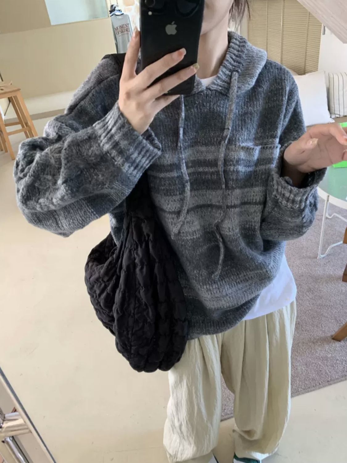 感小眾漸變女設計套頭毛衣寬鬆慵懶針織衫灰色時尚風連帽條紋秋冬