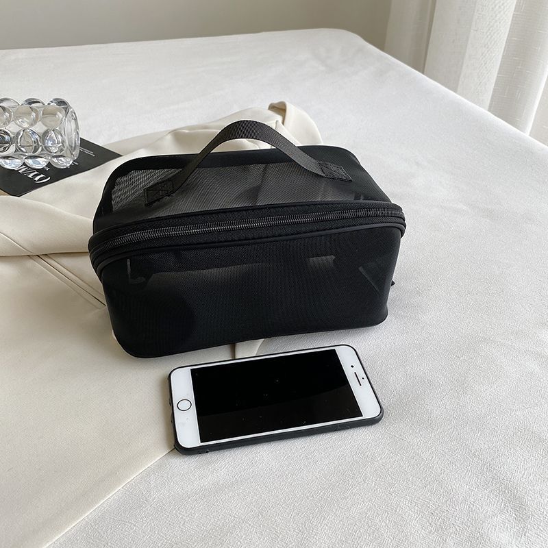 Portable large-capacity cosmetic bag, travel waterproof toiletry bag, good-looking niche business trip storage bag, small portable