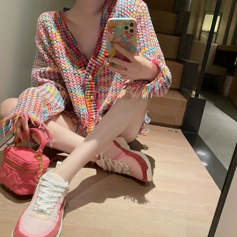 大碼女裝早秋新款法式小香風彩虹編織流蘇毛衣v領針織衫寬鬆上衣