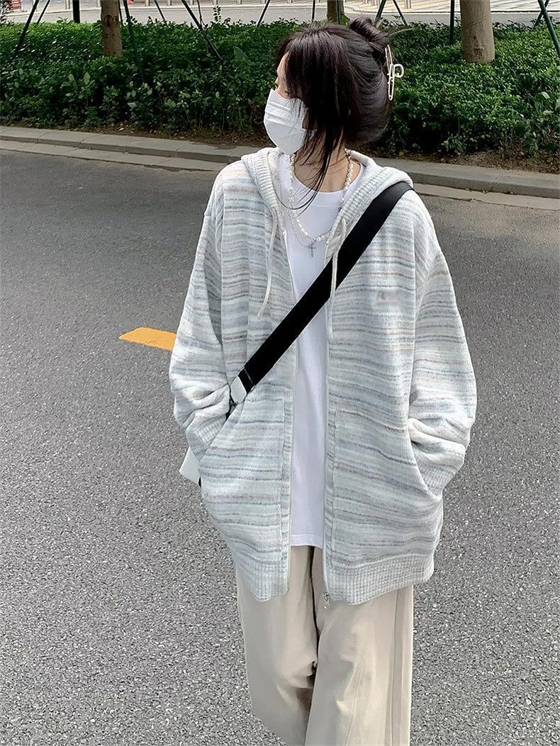 復古針織女寬鬆高級休閒早秋國潮春秋簡約新款2023上衣感外套連帽