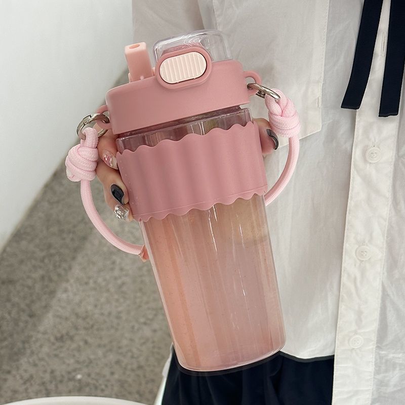水杯女生高颜值2023新款大容量水瓶网红耐高温便携带茶隔吸管杯子