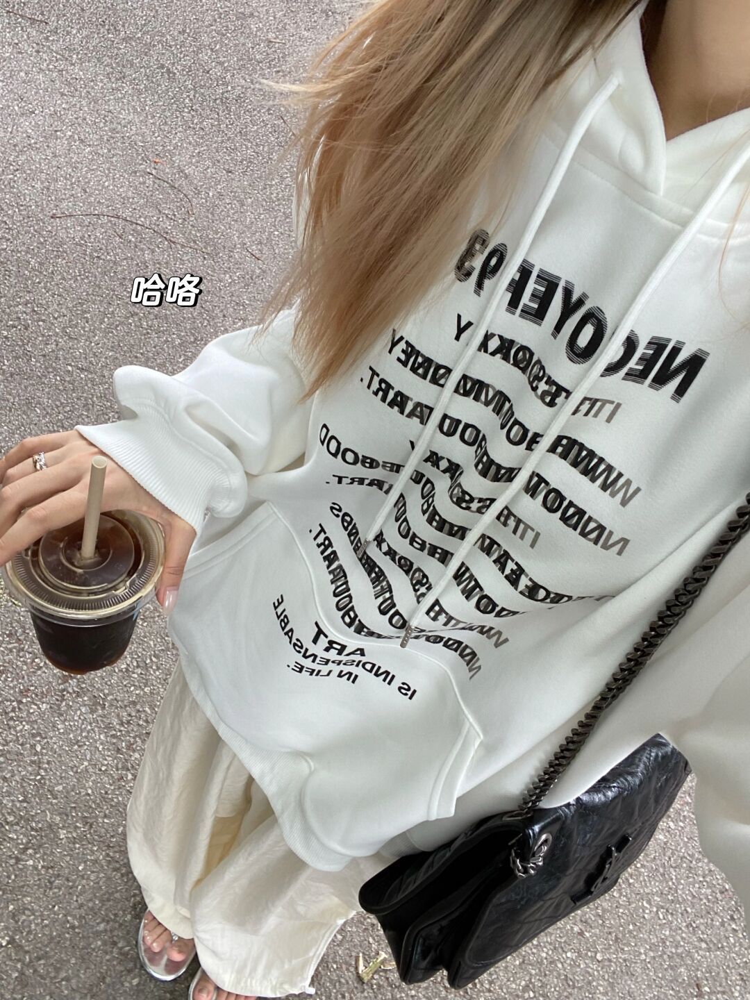 港風小眾設計感字母印花長袖衛衣女新款寬鬆時尚百搭氣質簡約上衣