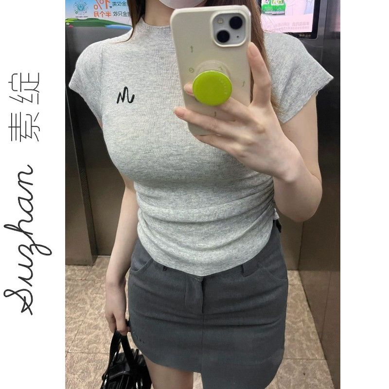 歐美風正肩刺繡半高領顯瘦上衣女新款復古百搭辣妹同款打底衫ins
