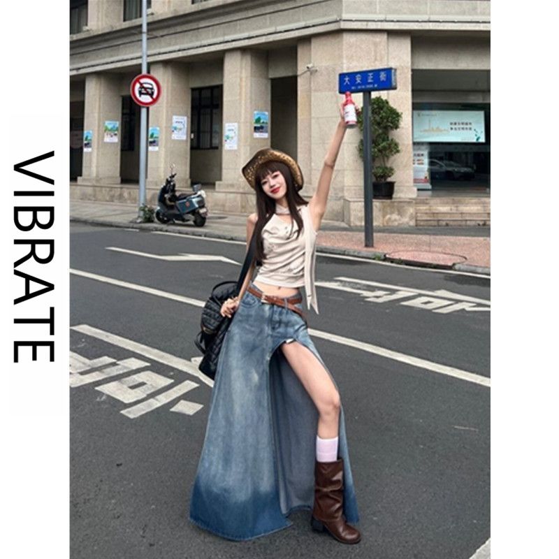 VIBRATE卡其色印花吊帶背心女夏季修身顯瘦打褶盪領百搭短款上衣